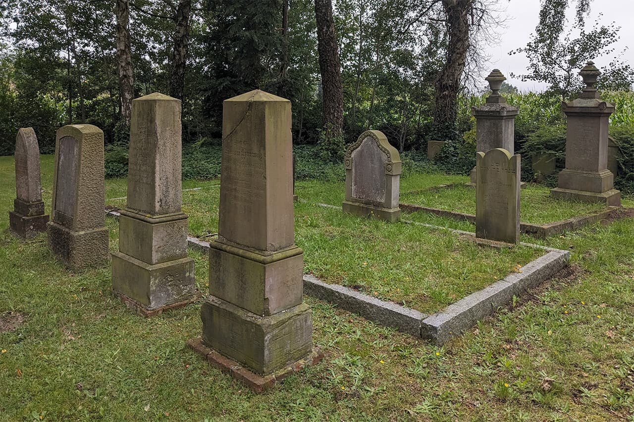 set_juedischer_friedhof_01